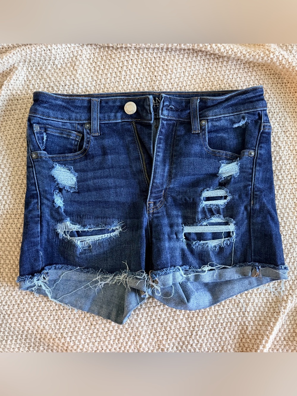 💙 American Eagle Distressed Denim Shorts | Women’s Size 8 | EUC